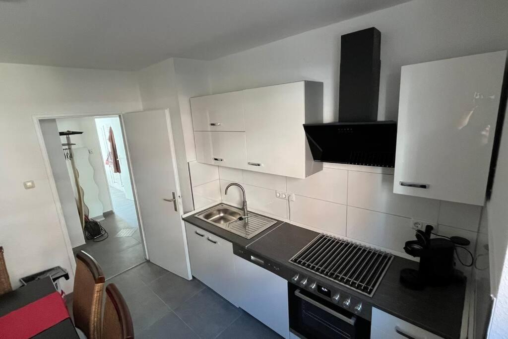 Charaktervolle Whg. Mitten In Inkl.parkplatz Apartment *