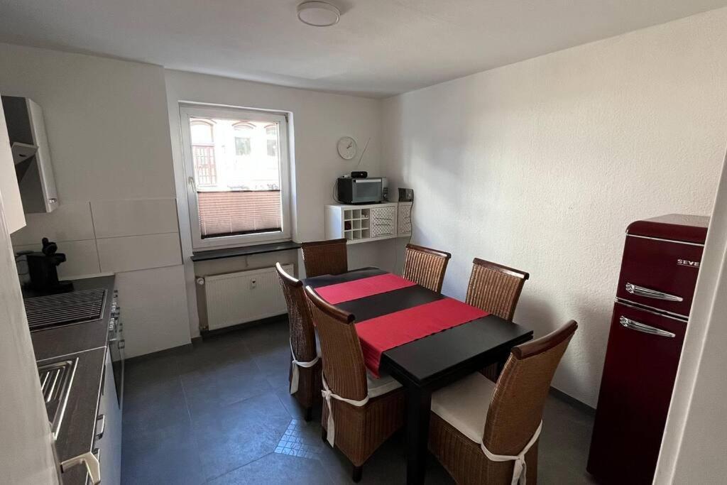 Charaktervolle Whg. Mitten In Inkl.parkplatz Apartment Kassel